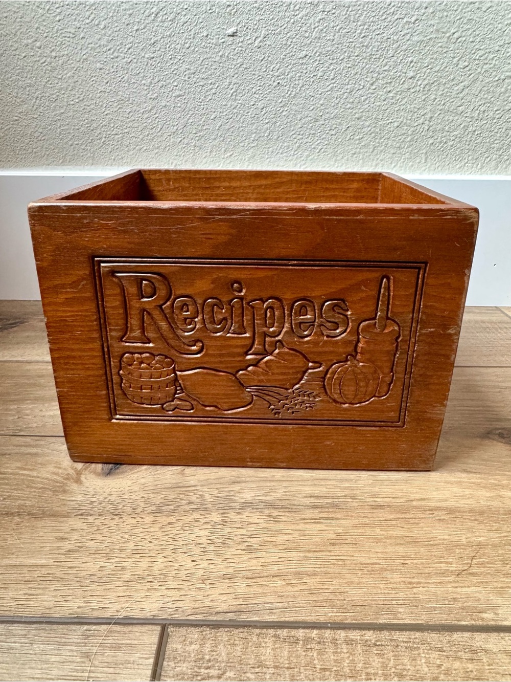 Vintage Wooden Carved Recipe Box | Farmhouse | Cottage Core
